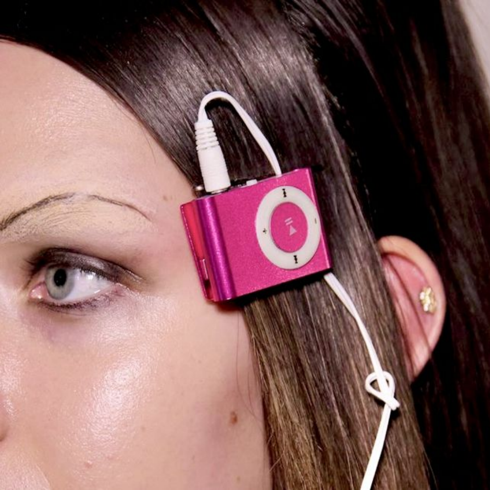 Original Love Diamond MP3 Hair - огляд і ціна Y2K Tech Accessories