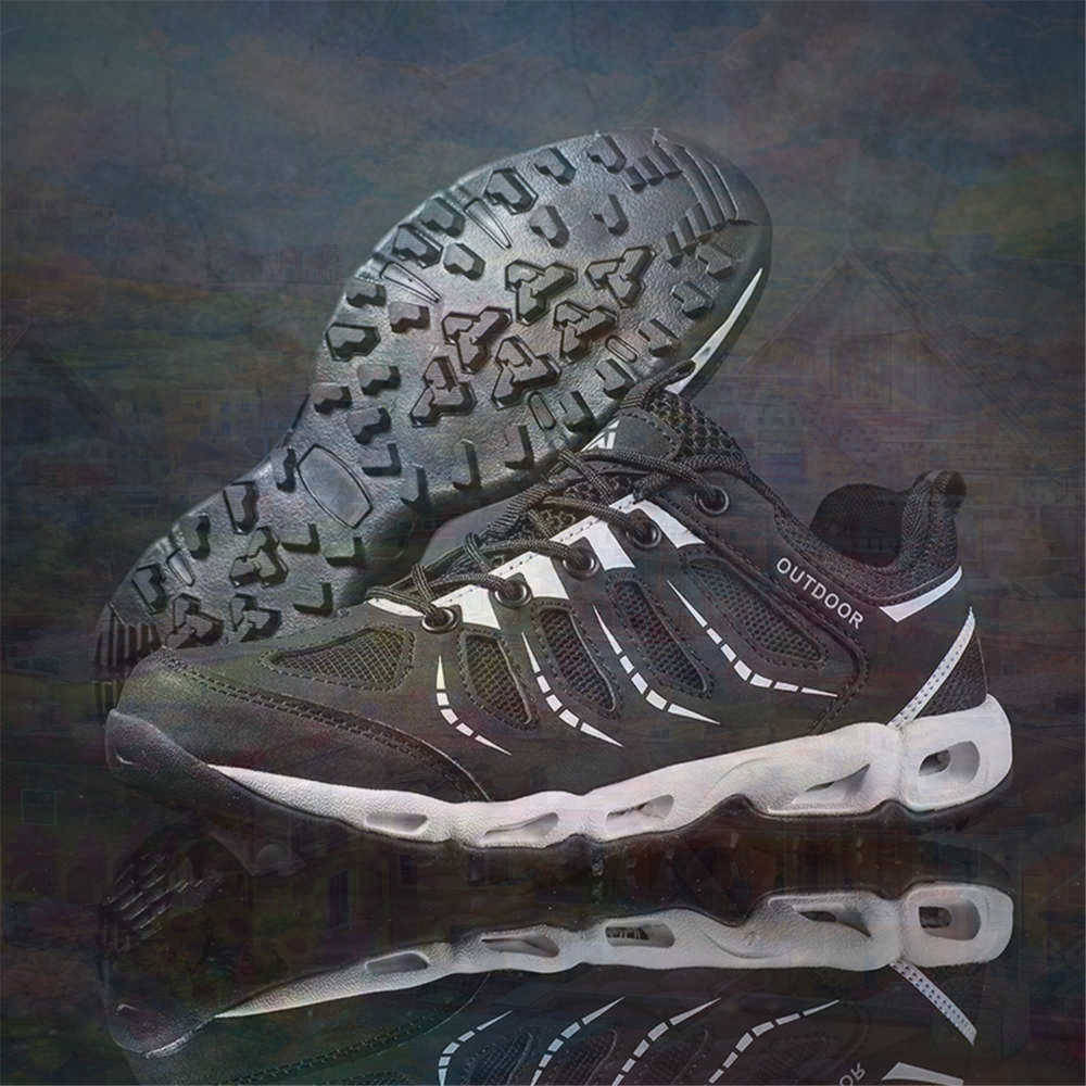 Sumer Round Tip Silver Sneaker - огляд і ціна Tech Accessories Business